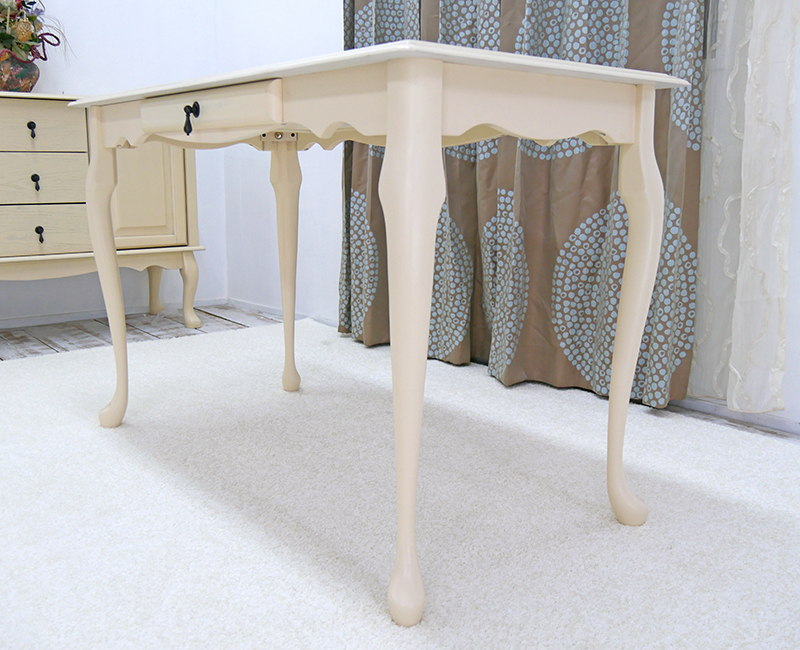 エレガントアイボリーのクィーンアン様式家具猫脚コンソールテーブル 