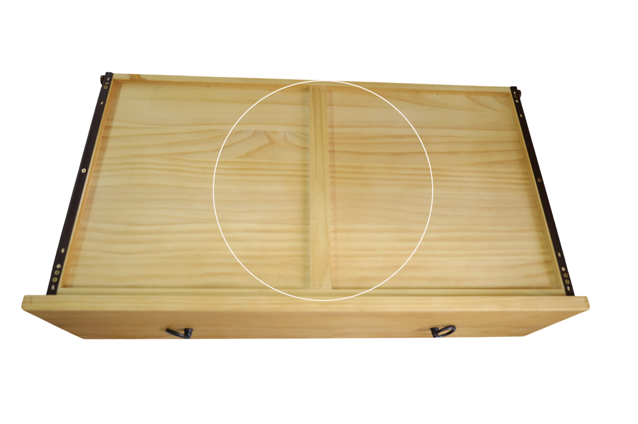 引き出し底面も横佩ぎ(よこはぎ)材