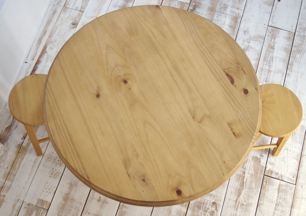 円形テーブルセット