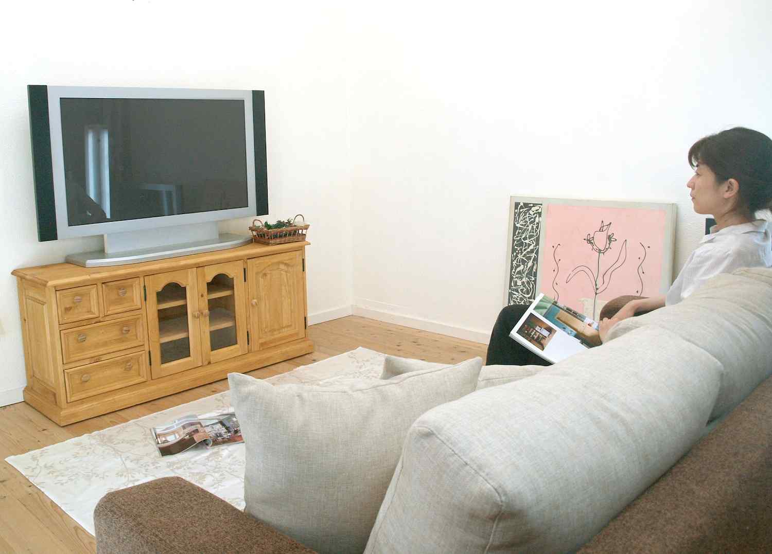 高さ45.5cmのカントリーテレビ台木製取手