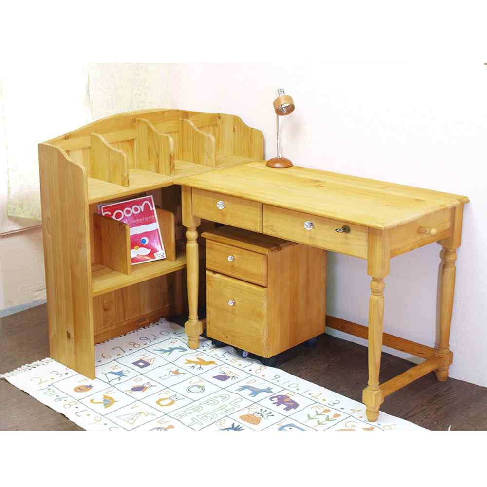 低ホルムアルデヒドのデスク